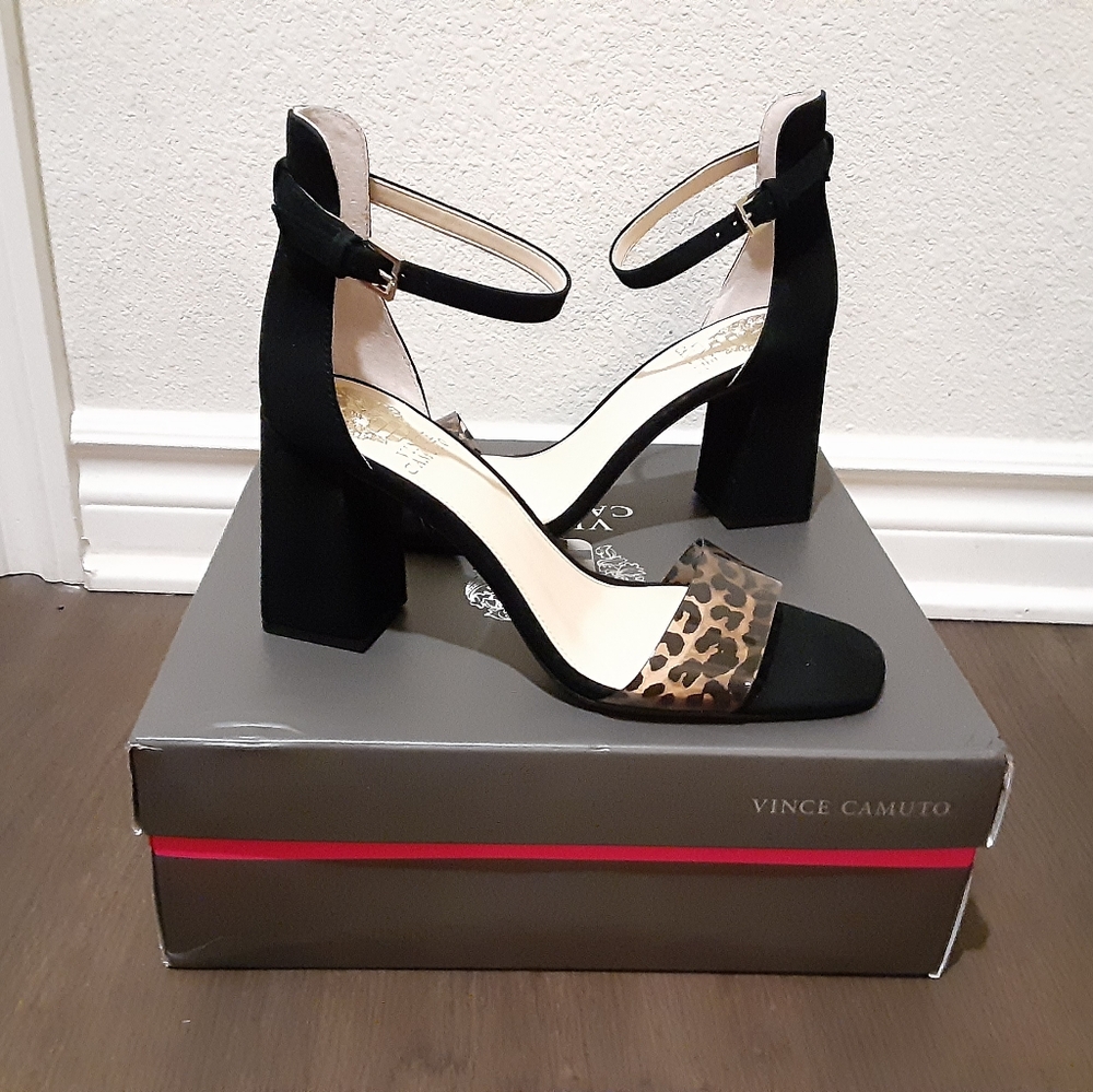 Vince Camuto